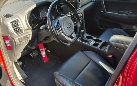 KIA Sportage IV рестайлинг, 2018 год, 2 399 000 рублей, 7 фотография