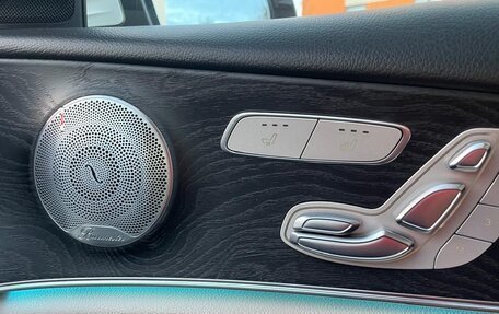 Mercedes-Benz E-Класс, 2017 год, 3 900 000 рублей, 10 фотография