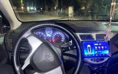 Hyundai Solaris II рестайлинг, 2013 год, 330 000 рублей, 1 фотография