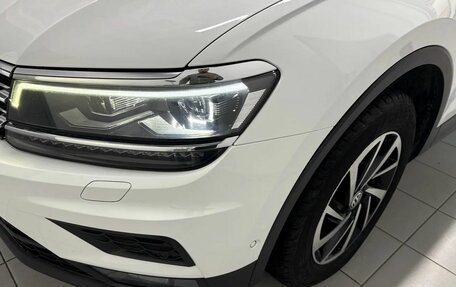 Volkswagen Tiguan II, 2018 год, 2 380 000 рублей, 5 фотография