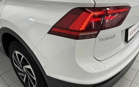 Volkswagen Tiguan II, 2018 год, 2 380 000 рублей, 10 фотография