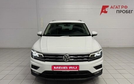 Volkswagen Tiguan II, 2018 год, 2 380 000 рублей, 2 фотография