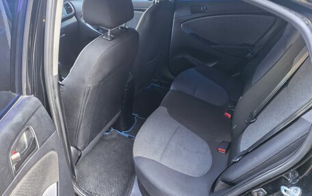 Hyundai Solaris II рестайлинг, 2011 год, 630 000 рублей, 11 фотография