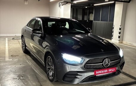 Mercedes-Benz E-Класс, 2020 год, 4 000 000 рублей, 5 фотография