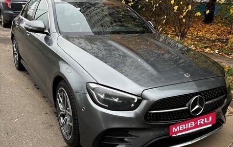 Mercedes-Benz E-Класс, 2020 год, 4 000 000 рублей, 2 фотография