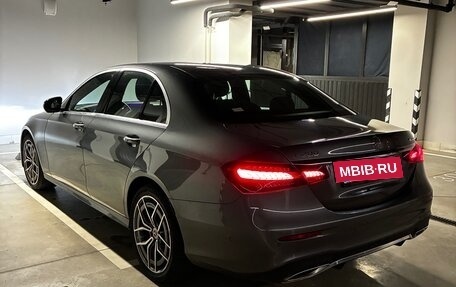 Mercedes-Benz E-Класс, 2020 год, 4 000 000 рублей, 7 фотография