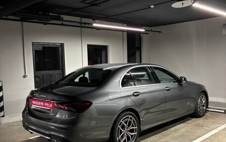 Mercedes-Benz E-Класс, 2020 год, 4 000 000 рублей, 9 фотография