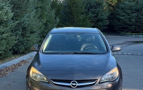 Opel Astra J, 2013 год, 755 500 рублей, 1 фотография