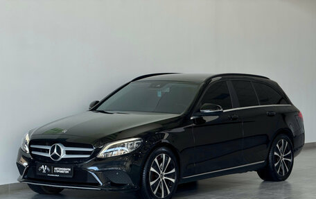 Mercedes-Benz C-Класс, 2019 год, 2 390 000 рублей, 1 фотография