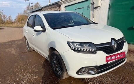 Renault Logan II, 2018 год, 839 000 рублей, 2 фотография