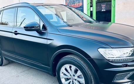Volkswagen Tiguan II, 2018 год, 2 000 000 рублей, 4 фотография