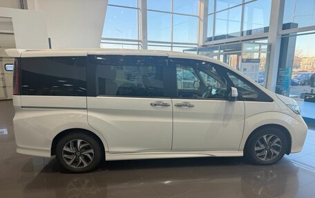 Honda Stepwgn IV рестайлинг, 2016 год, 1 849 900 рублей, 4 фотография