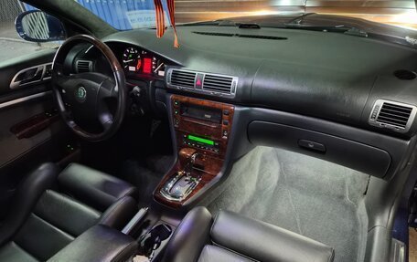 Skoda Superb III рестайлинг, 2007 год, 1 550 000 рублей, 6 фотография