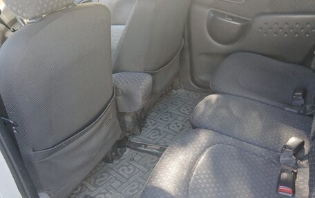 Toyota FunCargo, 2002 год, 280 000 рублей, 5 фотография