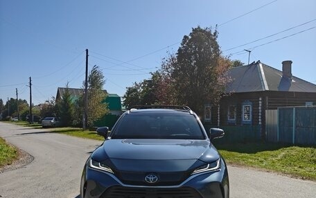 Toyota Venza, 2021 год, 4 100 000 рублей, 3 фотография