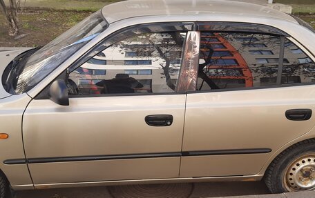 Hyundai Accent II, 2004 год, 200 000 рублей, 4 фотография