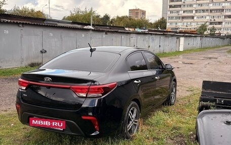 KIA Rio IV, 2018 год, 1 330 000 рублей, 4 фотография