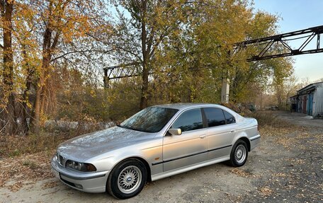 BMW 5 серия, 1999 год, 600 000 рублей, 7 фотография