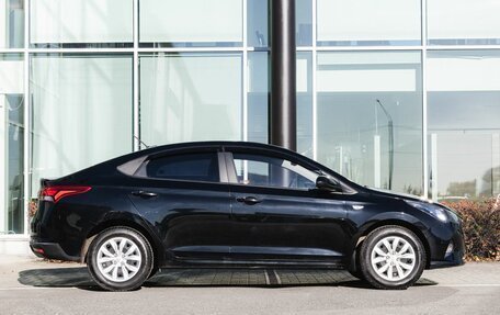 Hyundai Solaris II рестайлинг, 2022 год, 1 750 000 рублей, 8 фотография