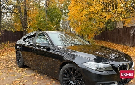 BMW 5 серия, 2016 год, 2 000 000 рублей, 2 фотография