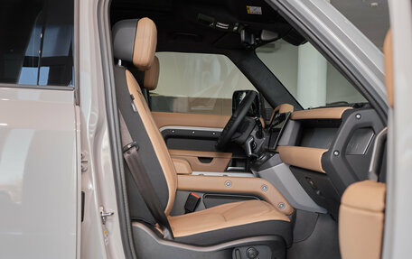 Land Rover Defender II, 2026 год, 16 400 000 рублей, 8 фотография