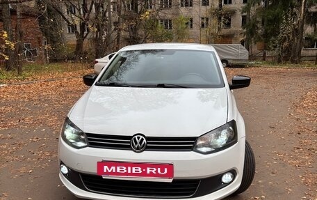 Volkswagen Polo VI (EU Market), 2014 год, 790 000 рублей, 4 фотография