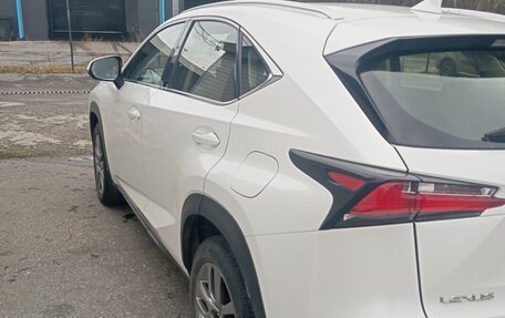 Lexus NX I, 2016 год, 2 800 000 рублей, 3 фотография