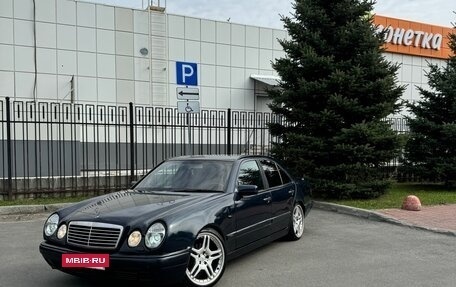 Mercedes-Benz E-Класс, 1996 год, 390 000 рублей, 10 фотография