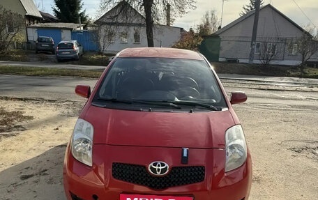 Toyota Yaris III, 2008 год, 580 000 рублей, 1 фотография