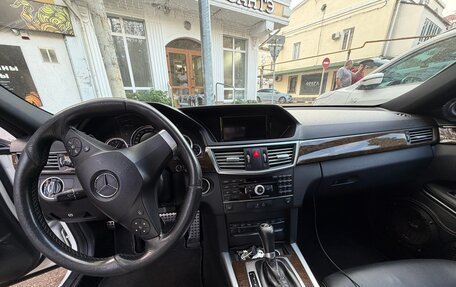 Mercedes-Benz E-Класс, 2010 год, 1 600 000 рублей, 9 фотография