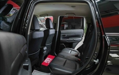 Mitsubishi Outlander III рестайлинг 3, 2013 год, 1 390 000 рублей, 7 фотография