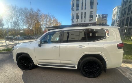 Toyota Land Cruiser, 2023 год, 9 180 000 рублей, 3 фотография