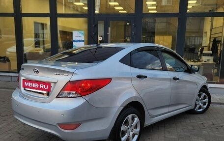 Hyundai Solaris II рестайлинг, 2013 год, 770 000 рублей, 2 фотография