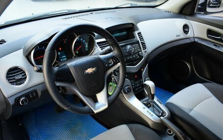 Chevrolet Cruze II, 2012 год, 650 000 рублей, 10 фотография