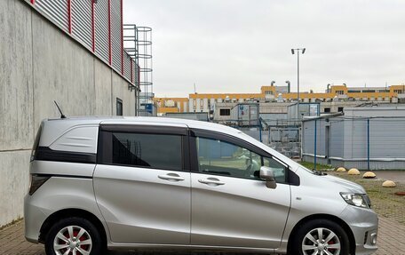 Honda Freed I, 2015 год, 899 000 рублей, 9 фотография