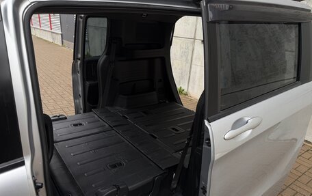 Honda Freed I, 2015 год, 899 000 рублей, 17 фотография