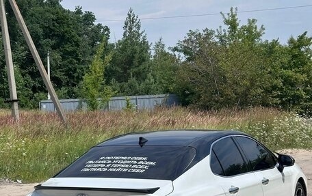 Toyota Camry, 2020 год, 2 450 000 рублей, 4 фотография