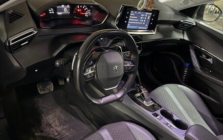Peugeot 2008 II, 2020 год, 1 650 000 рублей, 7 фотография