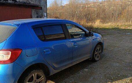 Renault Sandero II рестайлинг, 2014 год, 600 000 рублей, 4 фотография