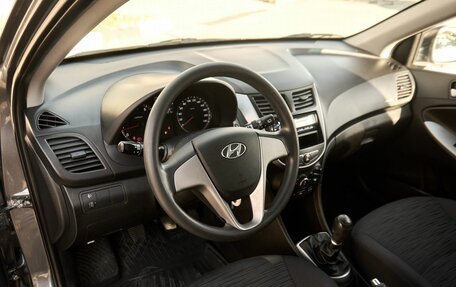 Hyundai Solaris II рестайлинг, 2014 год, 886 200 рублей, 5 фотография