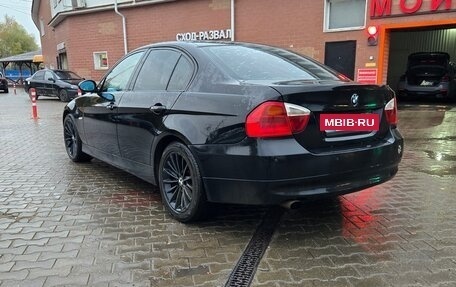 BMW 3 серия, 2007 год, 650 000 рублей, 2 фотография