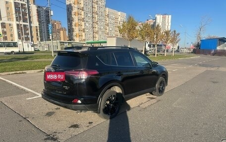 Toyota RAV4, 2019 год, 2 350 000 рублей, 3 фотография