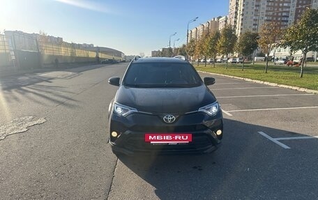 Toyota RAV4, 2019 год, 2 350 000 рублей, 2 фотография