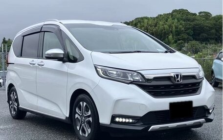 Honda Freed II, 2023 год, 1 250 000 рублей, 3 фотография