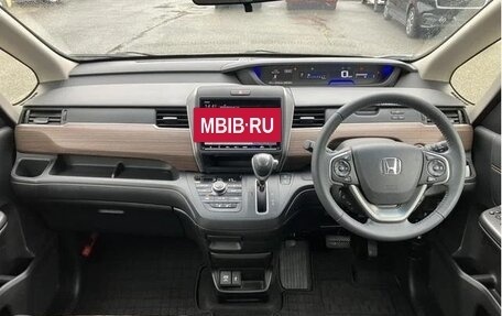 Honda Freed II, 2023 год, 1 250 000 рублей, 11 фотография