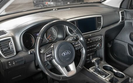 KIA Sportage IV рестайлинг, 2021 год, 2 167 100 рублей, 5 фотография