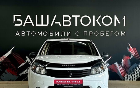 Renault Sandero I, 2013 год, 450 000 рублей, 2 фотография