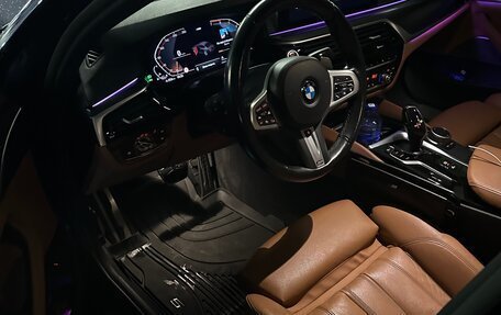 BMW 5 серия, 2021 год, 4 600 000 рублей, 2 фотография