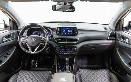Hyundai Tucson III, 2018 год, 2 098 000 рублей, 13 фотография