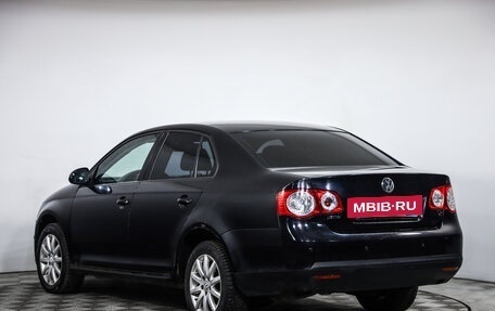 Volkswagen Jetta VII, 2008 год, 399 777 рублей, 7 фотография